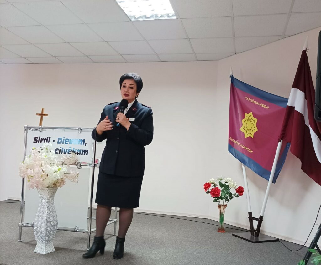 Елена Веселова: «Армия спасения» - Небеса ТВ7